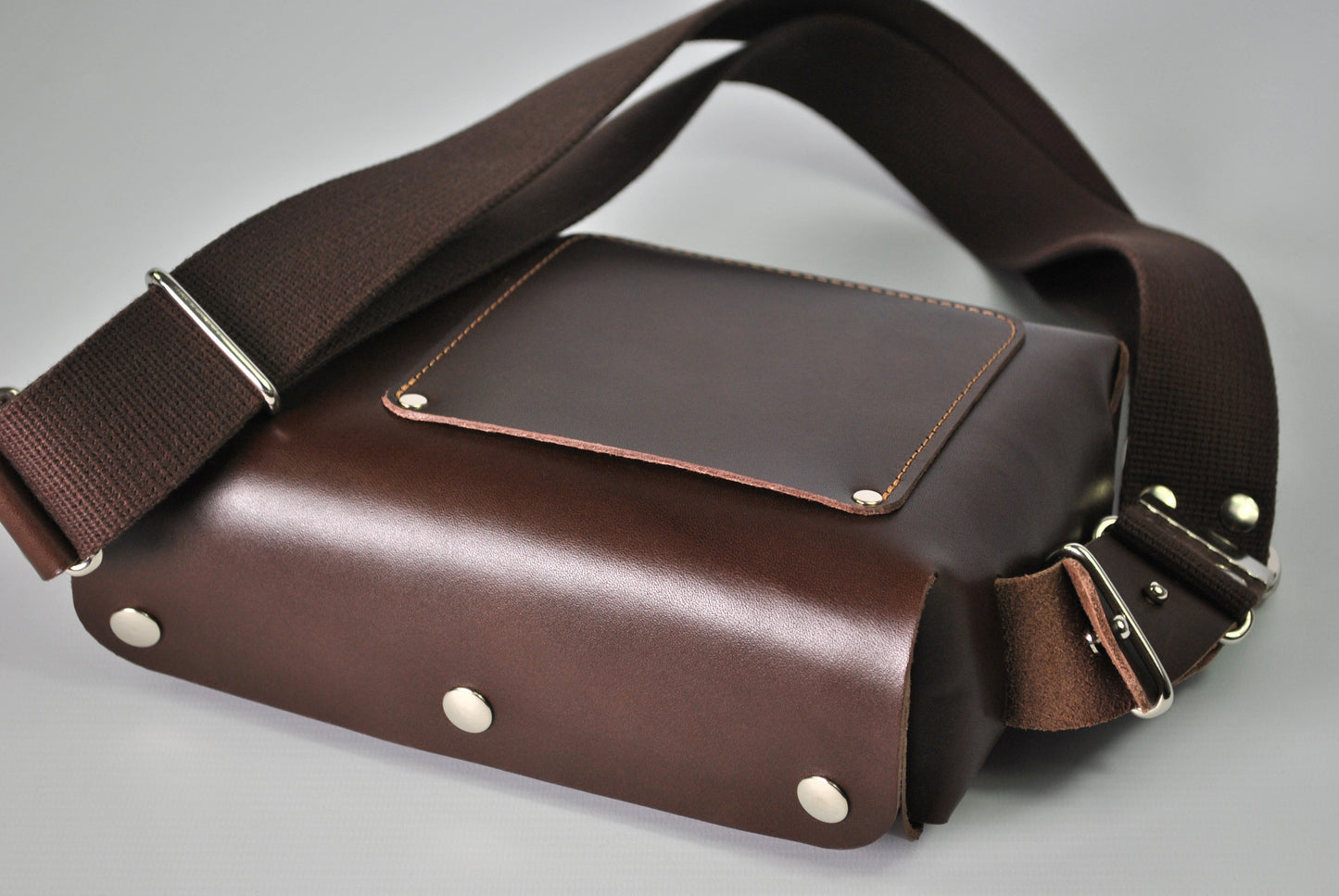 Chestnut Leather Crossbody Bag Casual Everyday Carry